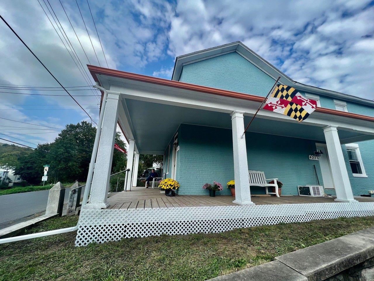 427 Valley St