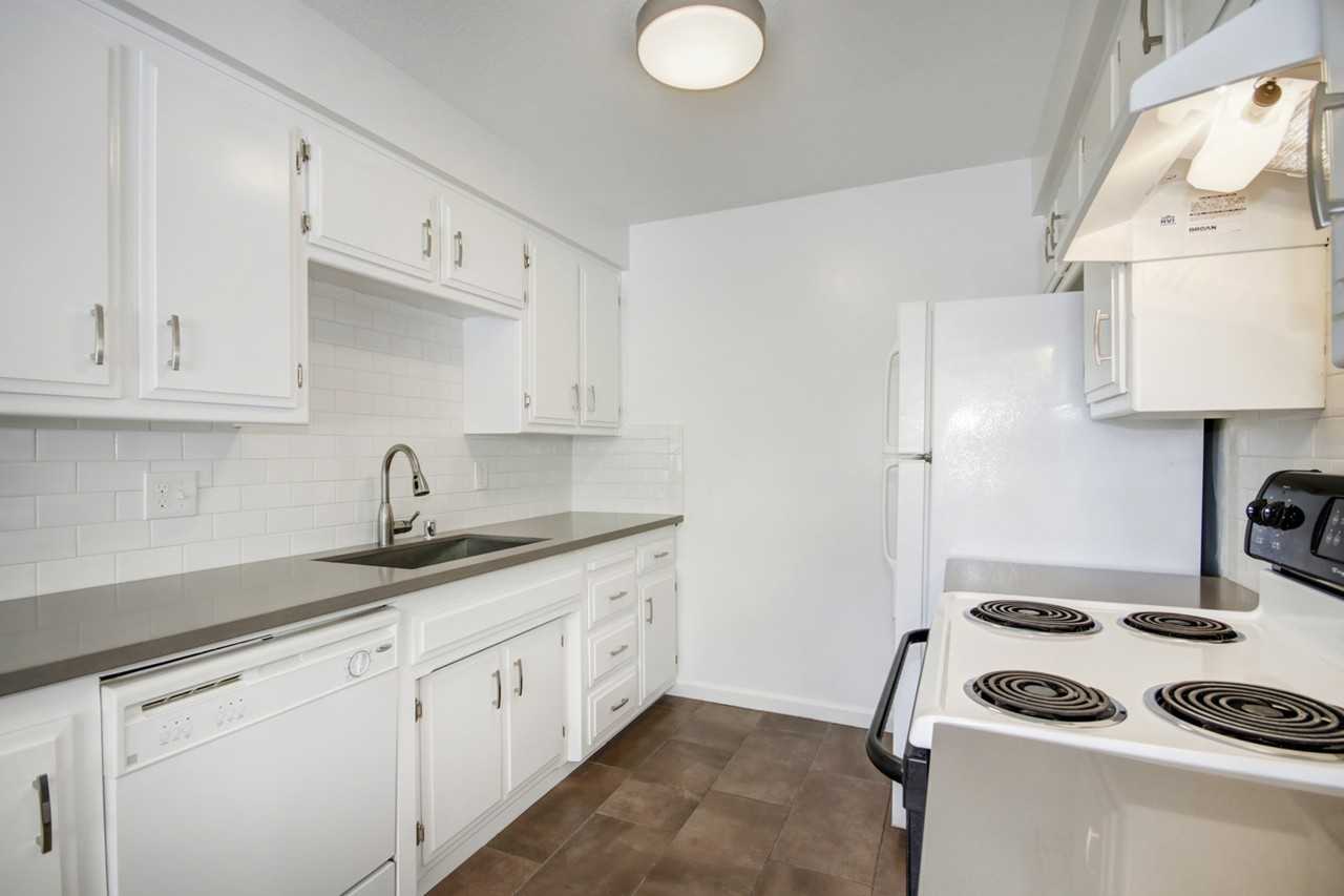 674 Clipper Way #NA - Photo 6 of 22