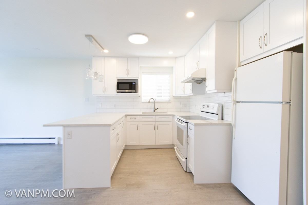 Dow Avenue - Photo 2 of 13