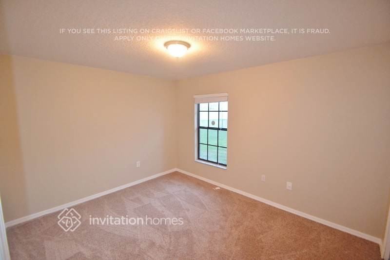 2442 Sweetwater Blvd - Photo 6 of 10