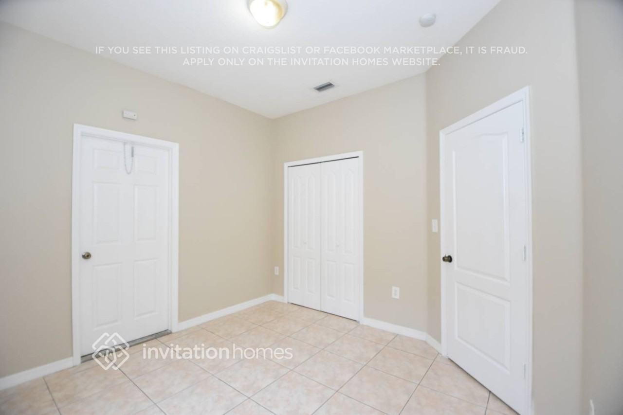 18051 Sw 144th Ct - Photo 7 of 13