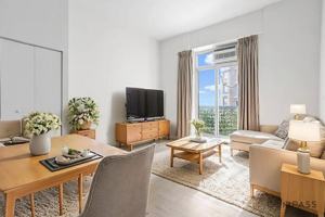 featured image of Fulton St #120