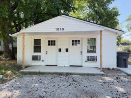 featured image of 1049 Seale Ave