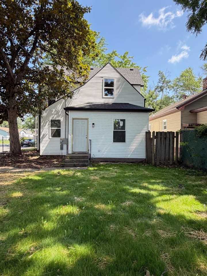 601 E Gum - Photo 5 of 5