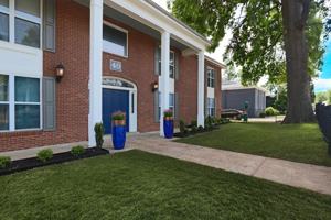 featured image of 40 S Morrison St