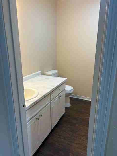 1910 Meadowgreen Dr - Photo 3 of 10