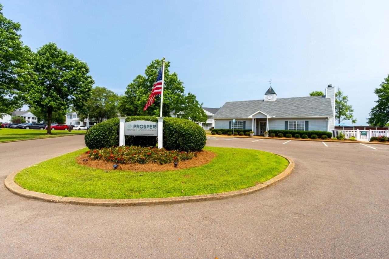Senatobia-001 - Photo 6 of 24