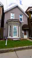 featured image of 485 Cannon St E