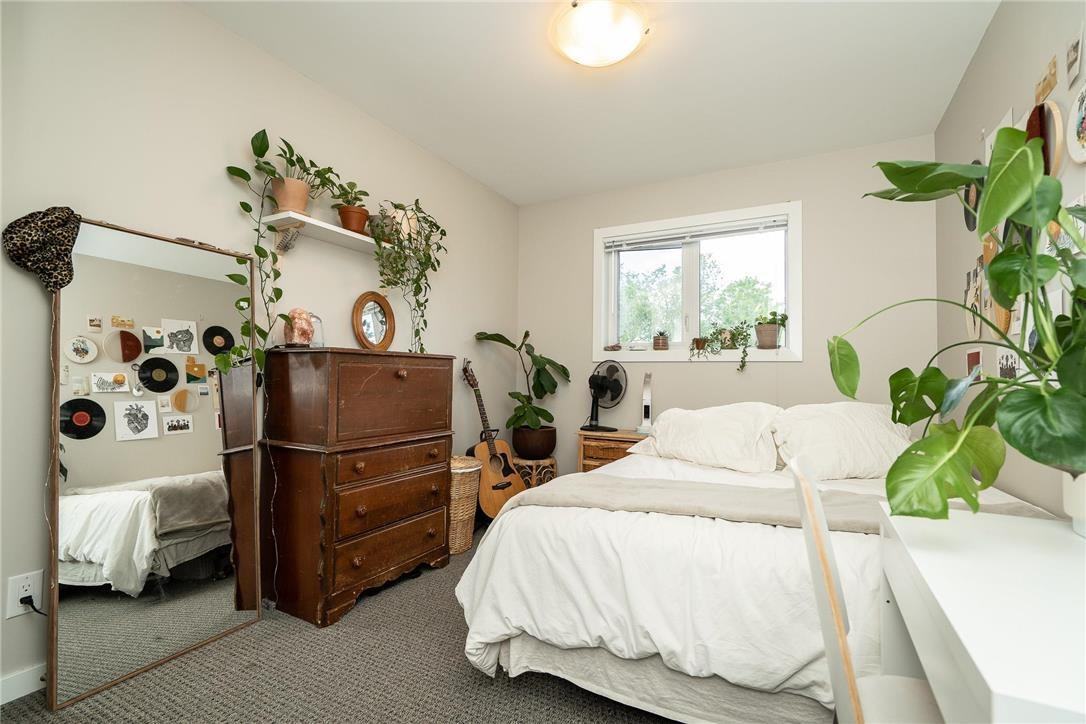 427 Rue St Jean Baptiste - Photo 7 of 11