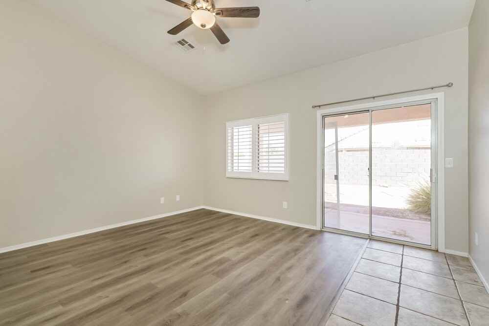 1030 Blue Lantern Dr - Photo 4 of 16