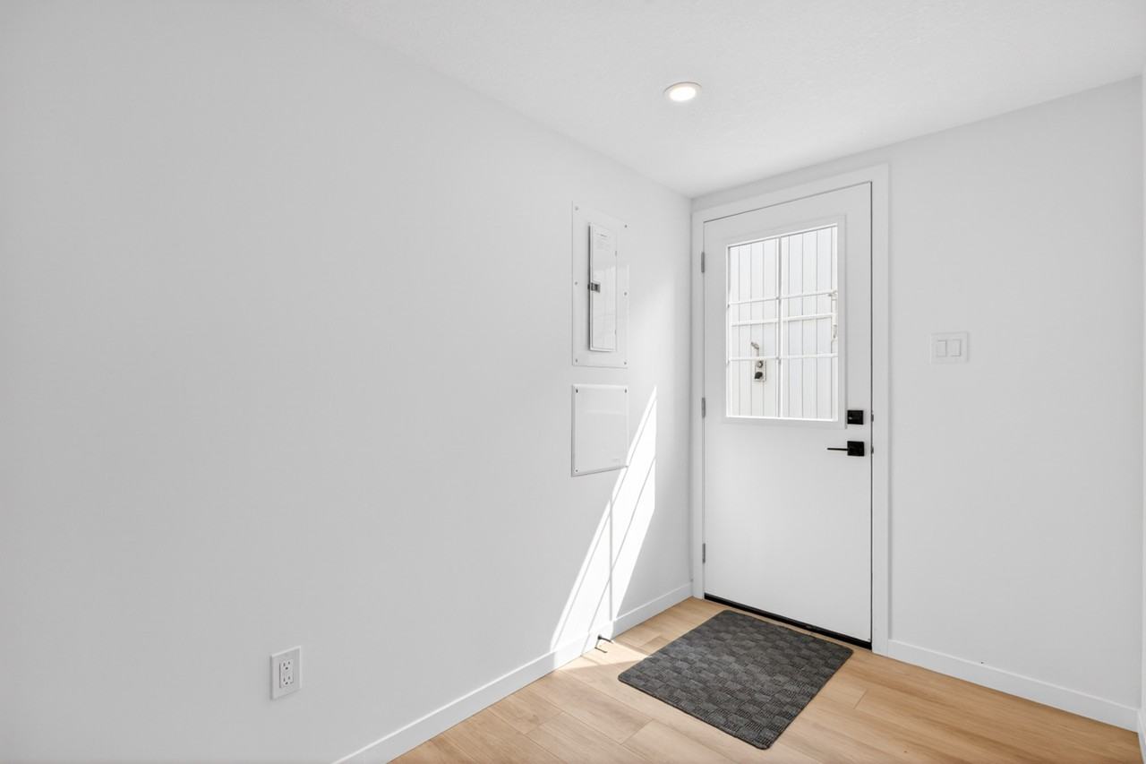 12133 46 St Nw Bsmt #12133BS - Photo 5 of 24