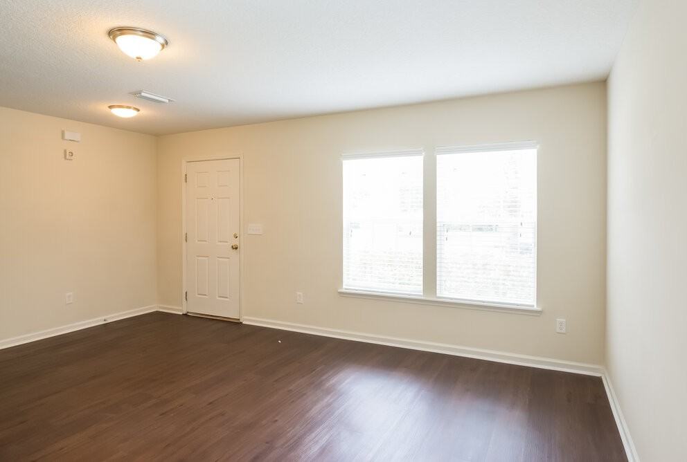 150 Bedstone Dr - Photo 2 of 16