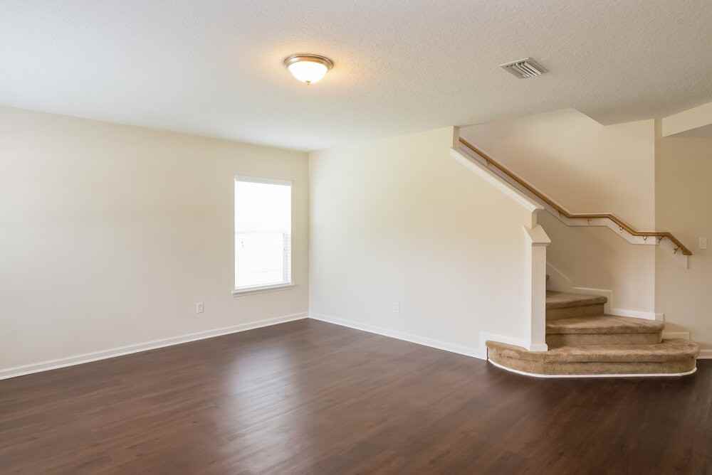 150 Bedstone Dr - Photo 3 of 16