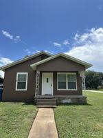 featured image of 1046 15th St #1