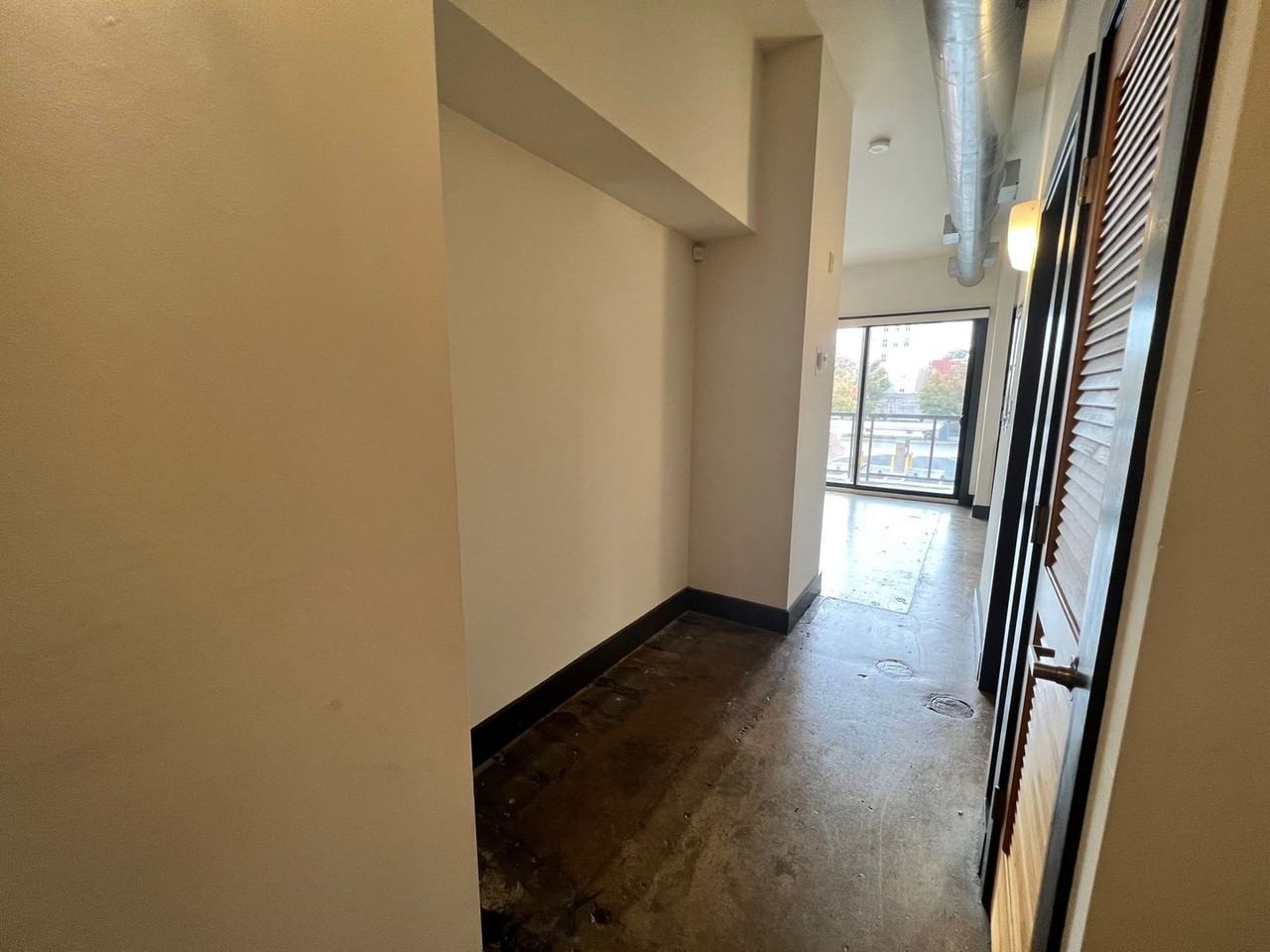 Mortons Apartments - Photo 6 of 10