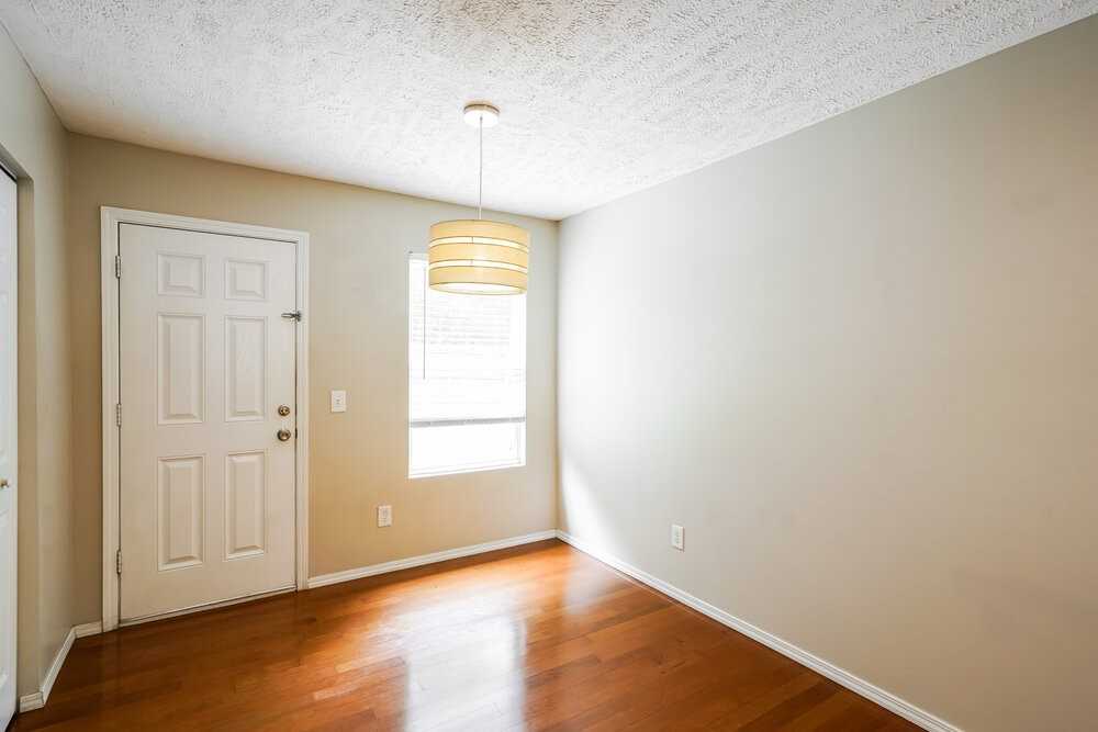 5221 Sunsail Dr - Photo 5 of 16