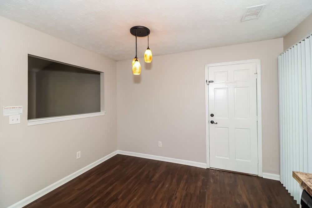 405 Rill Crest Ct - Photo 7 of 12