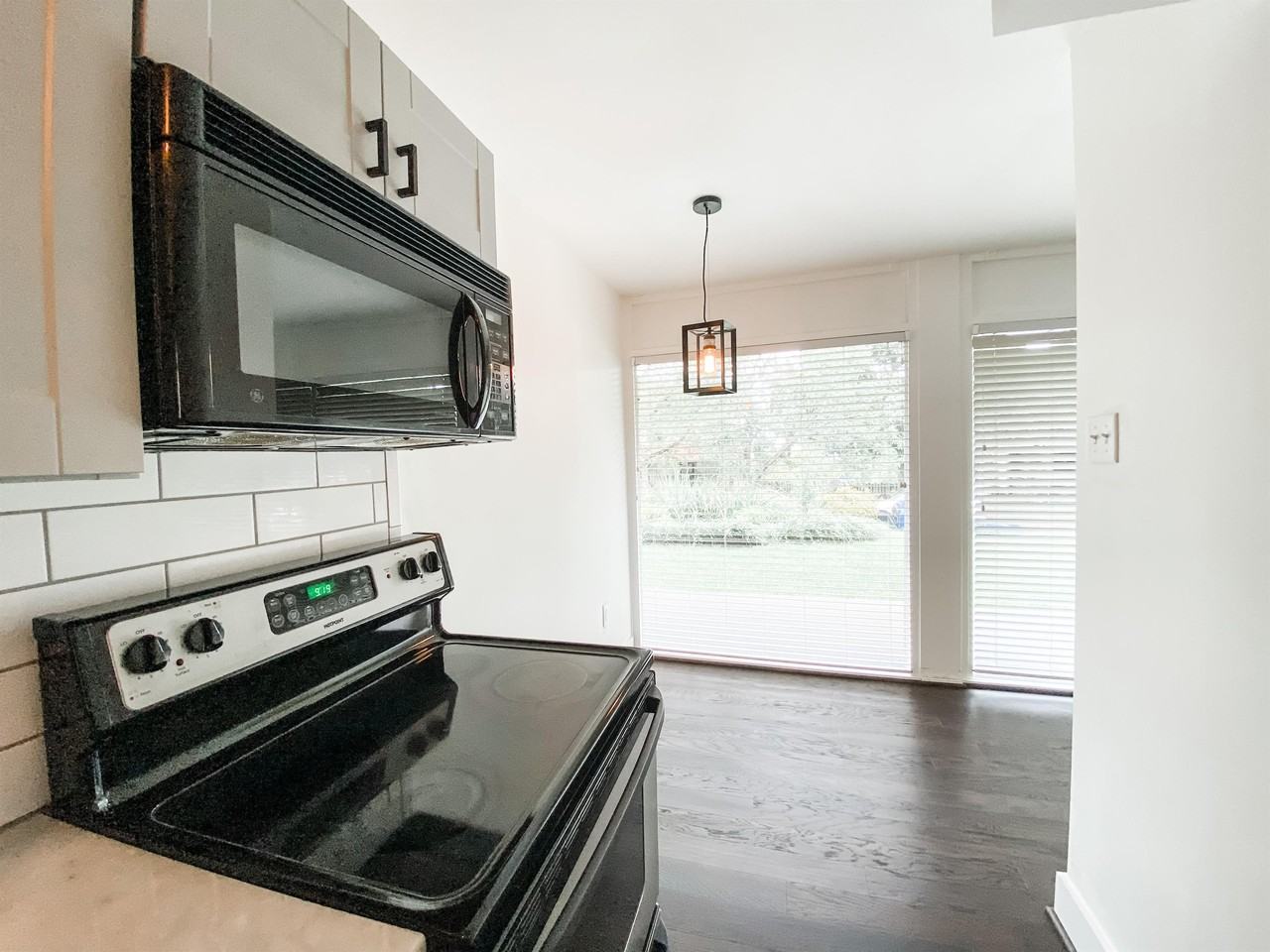 2990 Rhodes Circle South - 1Unit 111 #1 - Photo 6 of 20