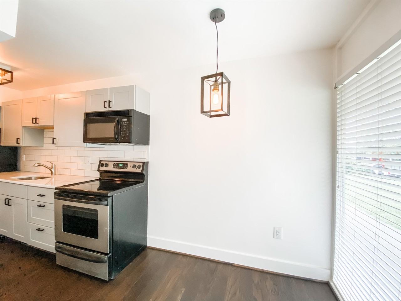 2990 Rhodes Circle South - 1Unit 111 #1 - Photo 7 of 20