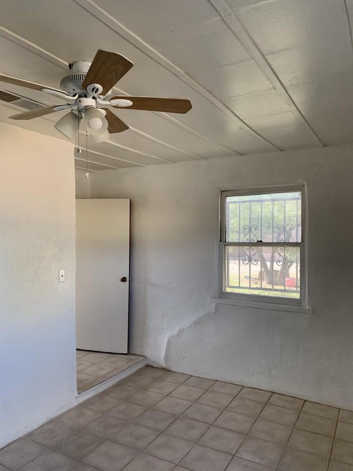 3025 N Richey Blvd #1 - Photo 6 of 11