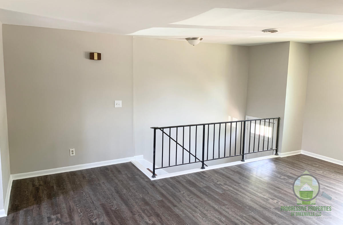 310 Devonwood Ct #1 - Photo 2 of 14