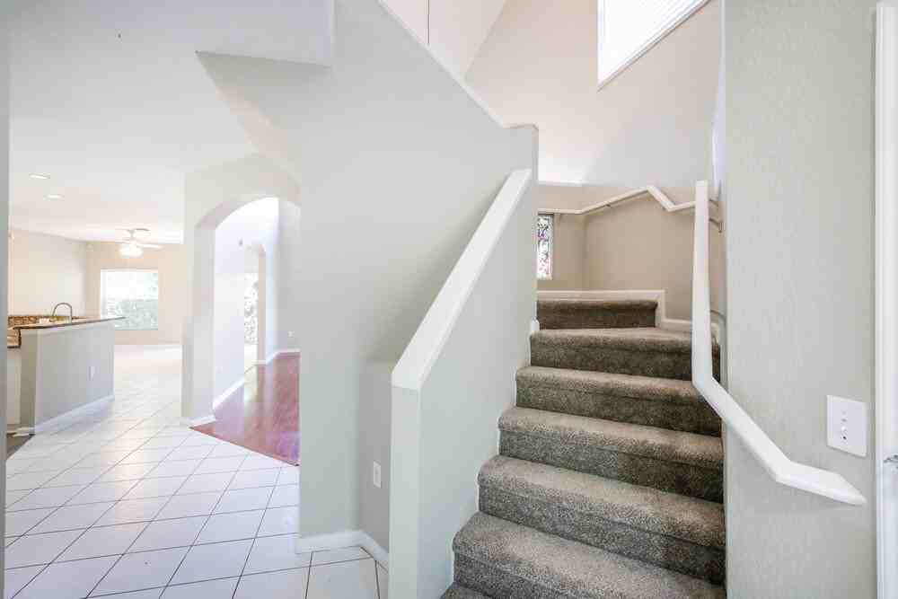 1117 Nw 97th Dr - Photo 4 of 17