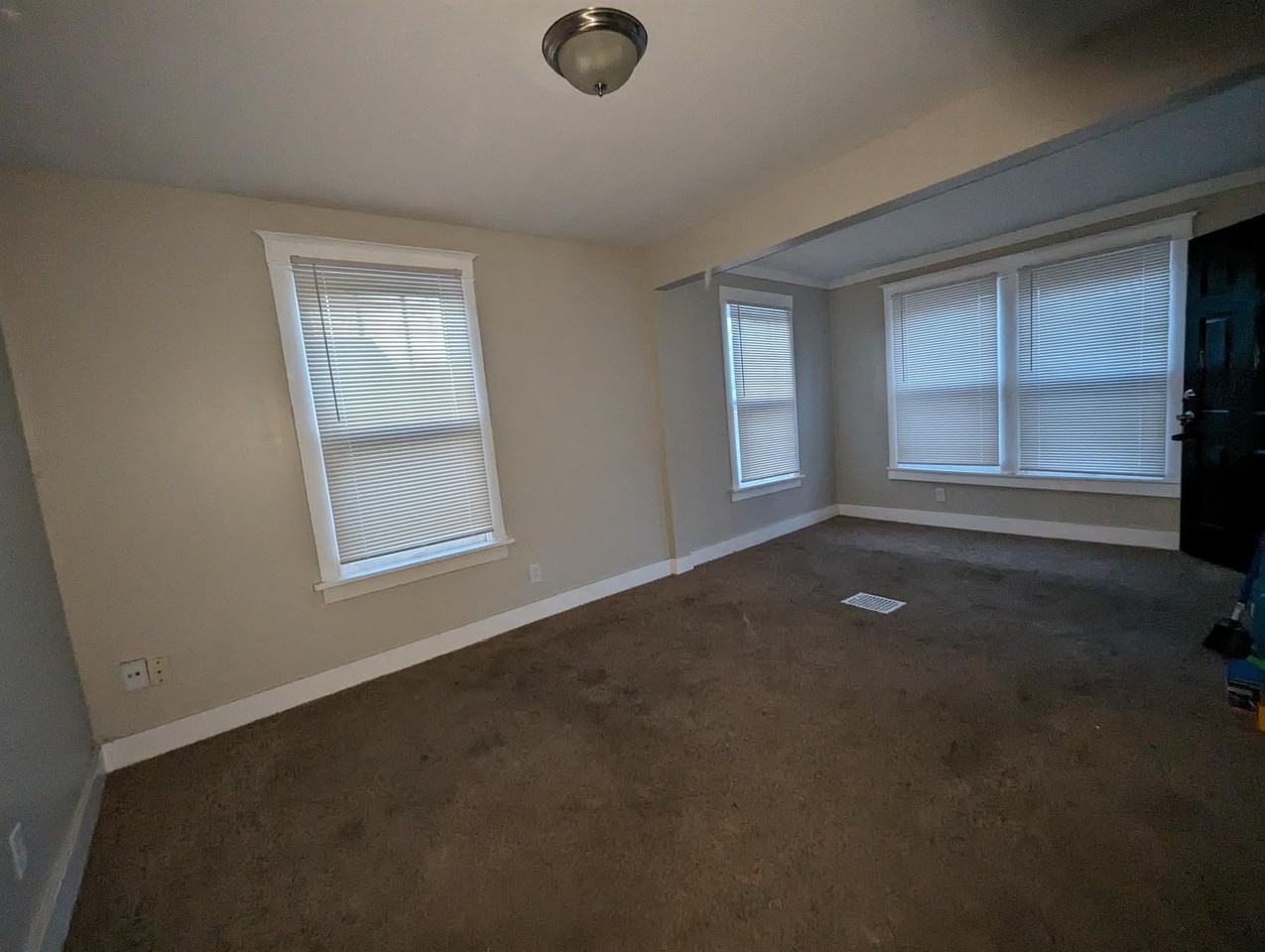 3918 Pennsylvania Ave #1 - Photo 5 of 29