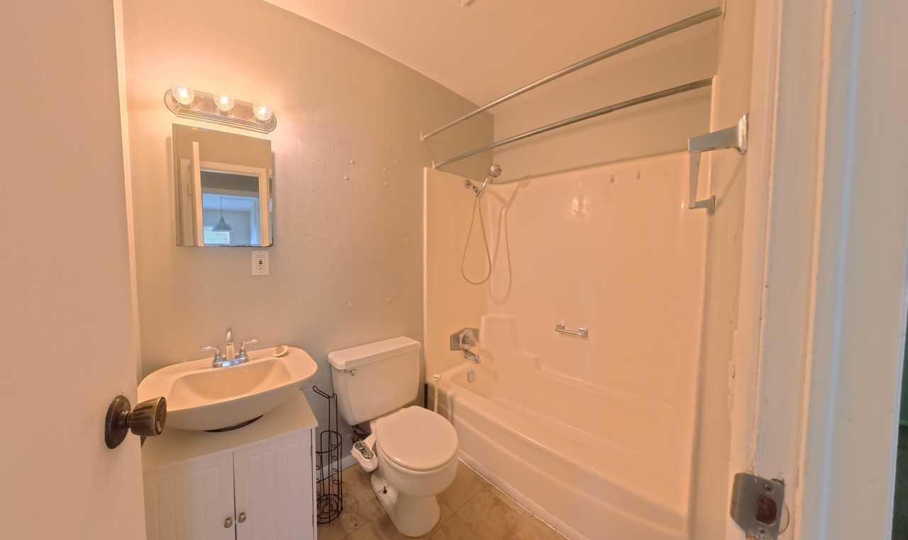 1101 W Nixon Dr #1 - Photo 7 of 13