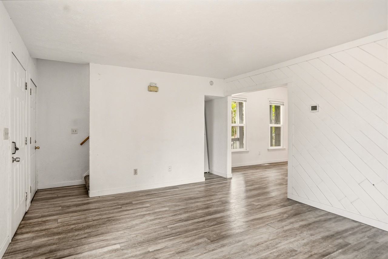 314 E Ermina Ave #1 - Photo 5 of 37