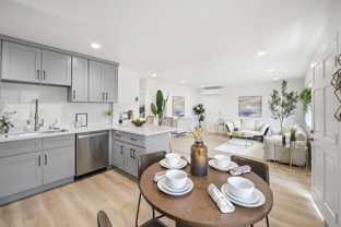 308 S Laurel St , Santa Ana, CA 92704 - Photo 1 of 1