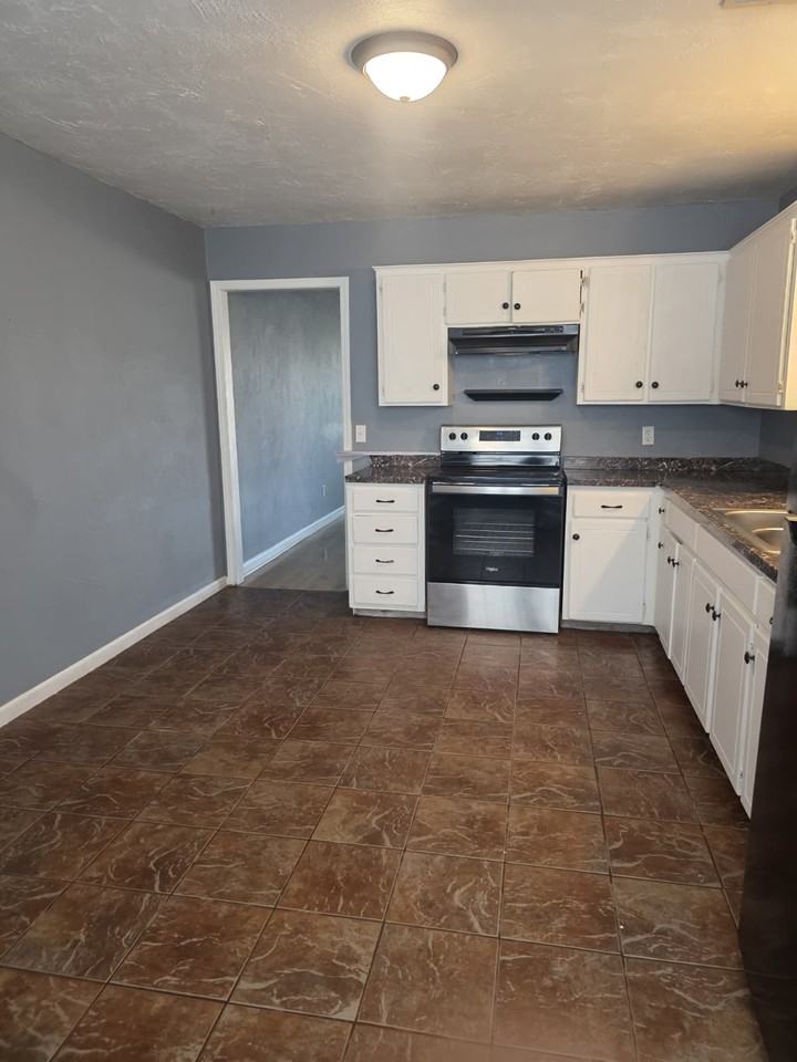 4201 Farmers AvenueUnit E #E - Photo 3 of 11