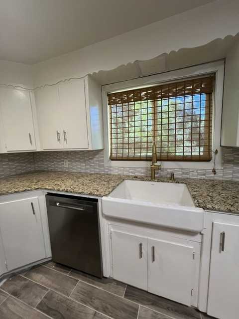 1157 East Ave #1 - Photo 4 of 44