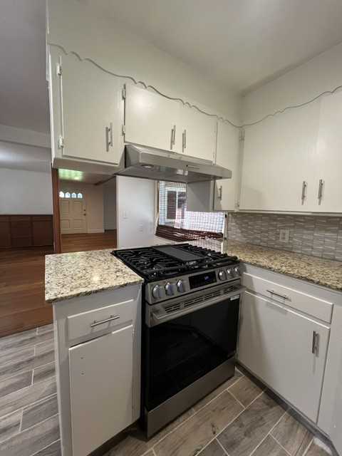 1157 East Ave #1 - Photo 5 of 44