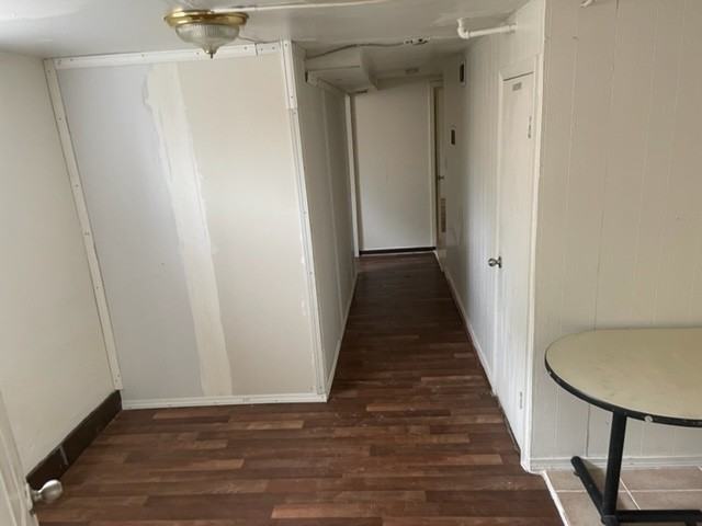 1529 11th St #B - Photo 2 of 7