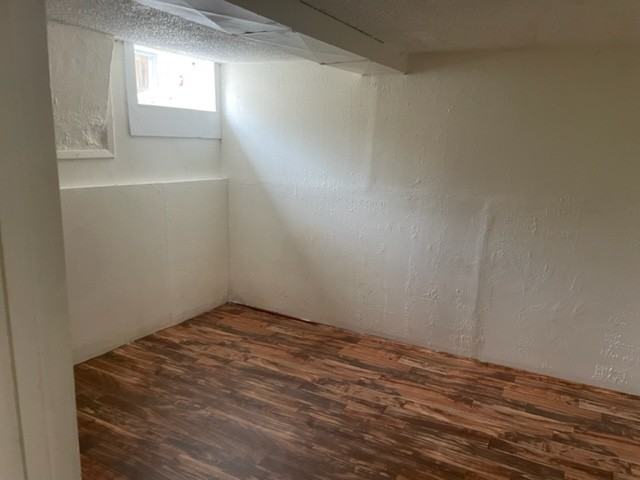 1529 11th St #B - Photo 5 of 7