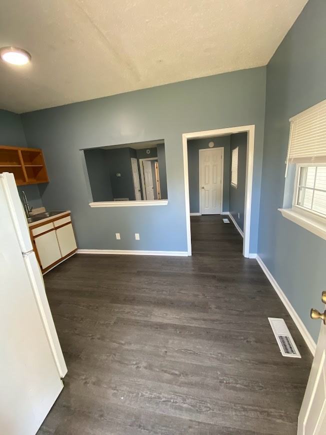 114 Wilson Ave #3 - Photo 3 of 14