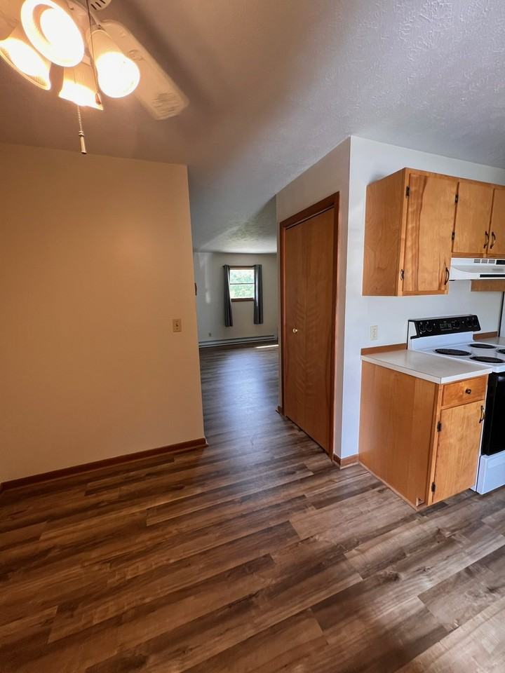 649 Bob White Ln #1 - Photo 4 of 20