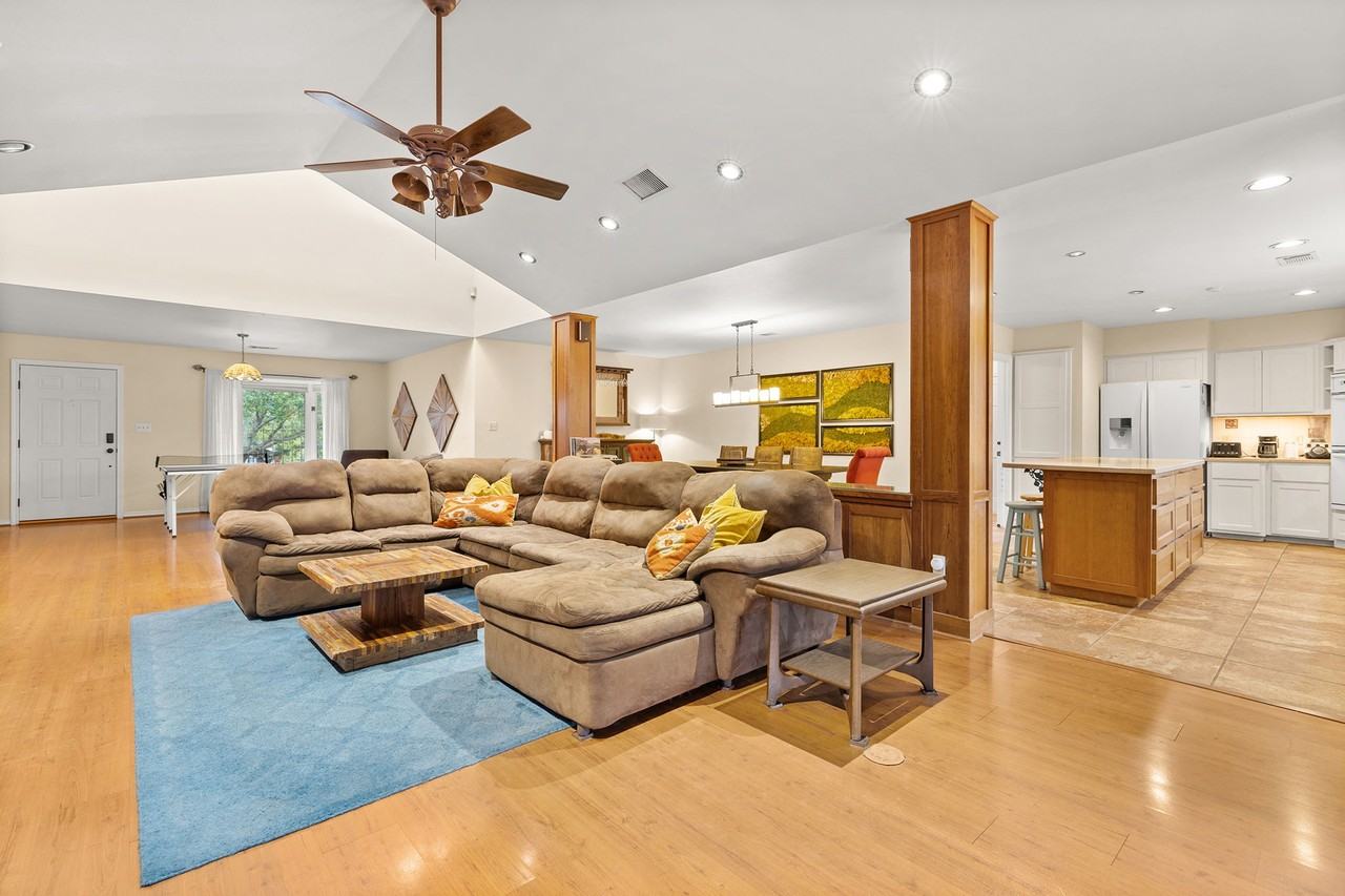12309 Indian Mound Dr - Photo 5 of 25