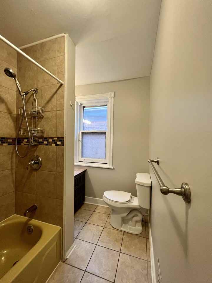 1323 N Dupont St #B - Photo 4 of 18