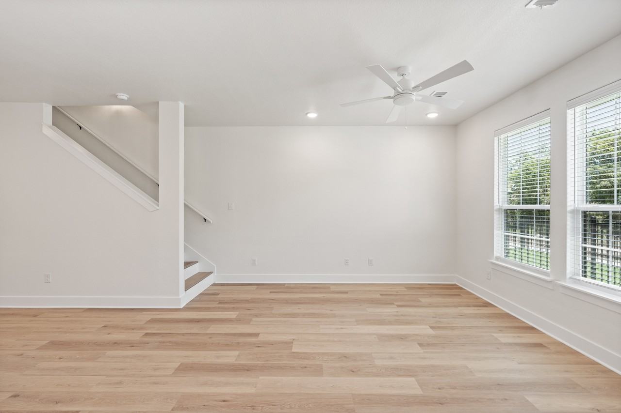 5811 South 31st StreetUnit 602 #602 - Photo 5 of 28
