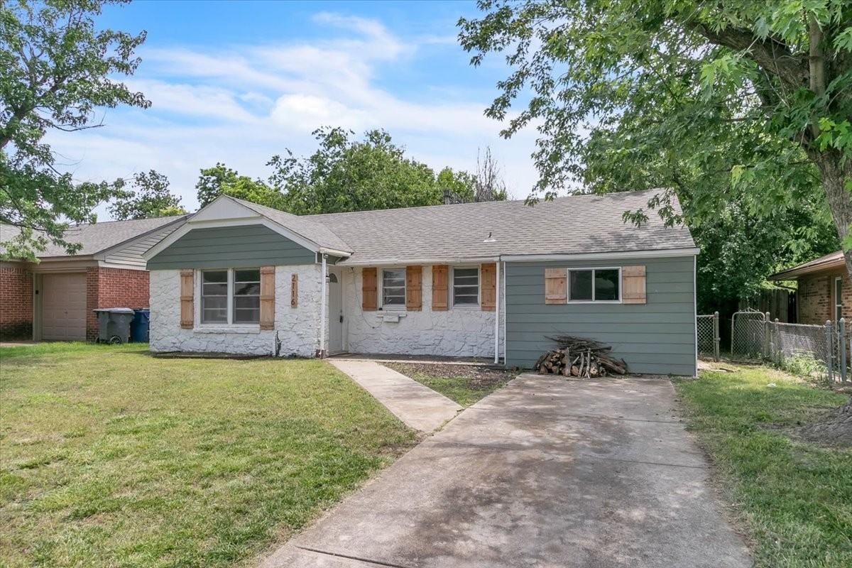 2116 Andover Ct #1 - Photo 2 of 30