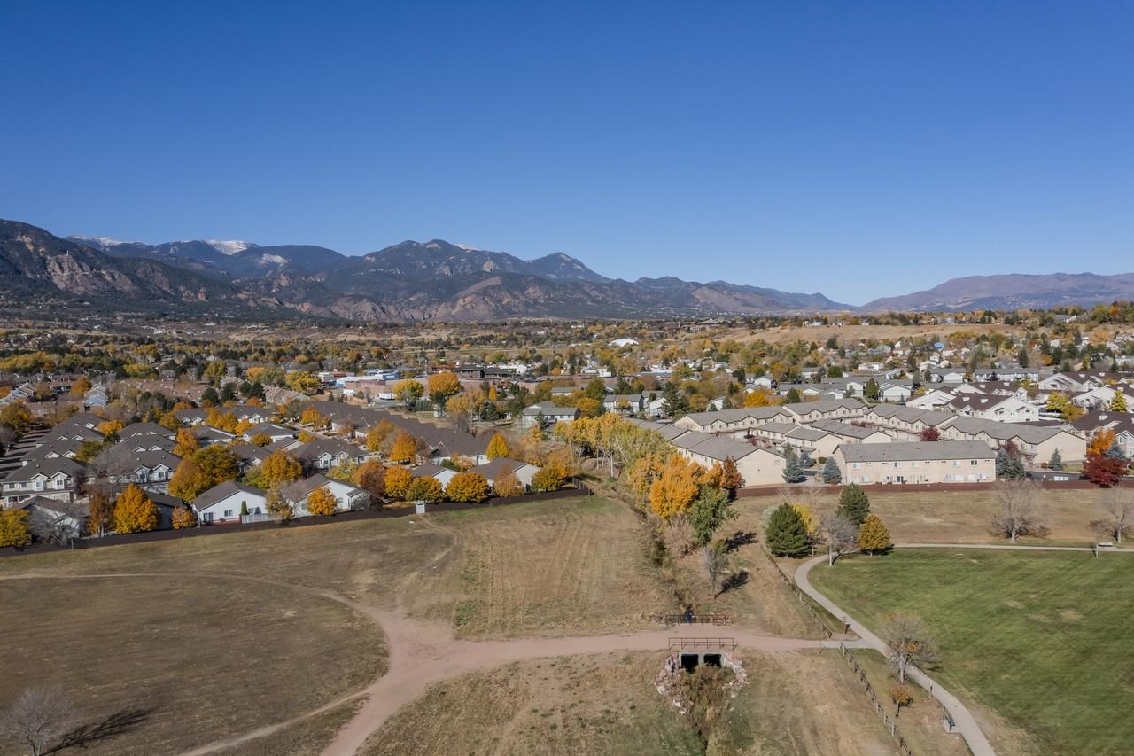 1025 Cheyenne Villas Pt #1 - Photo 5 of 27