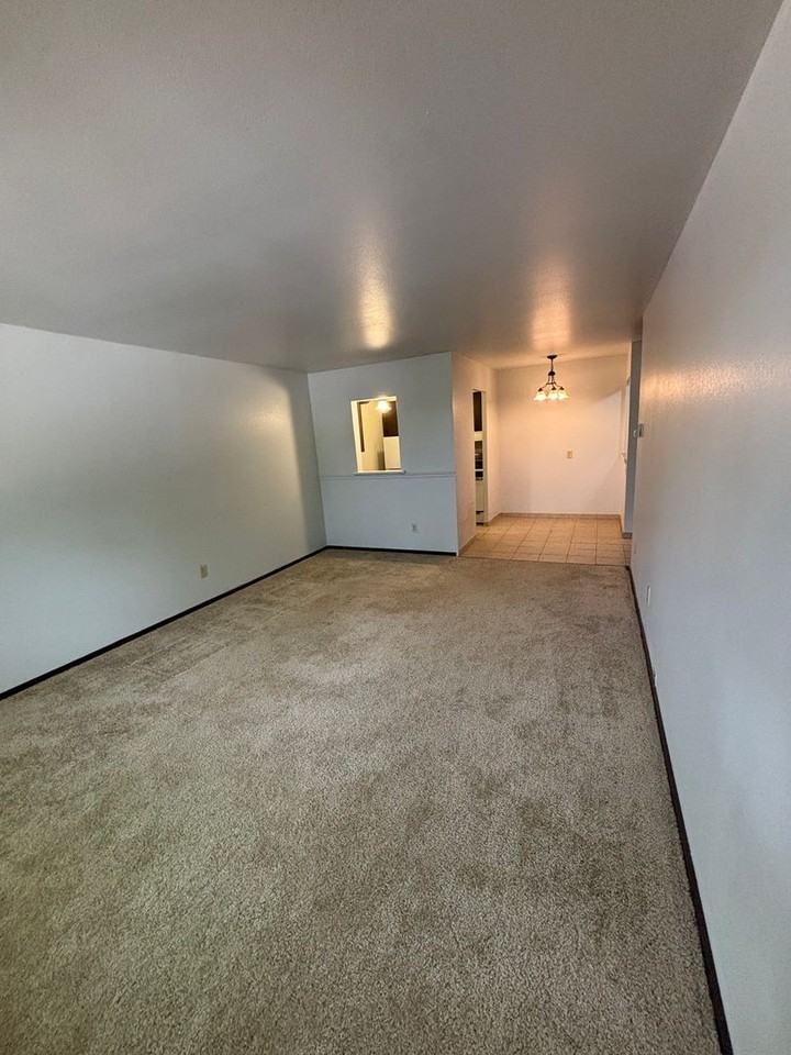 10628  W Dakota St. - Photo 2 of 23