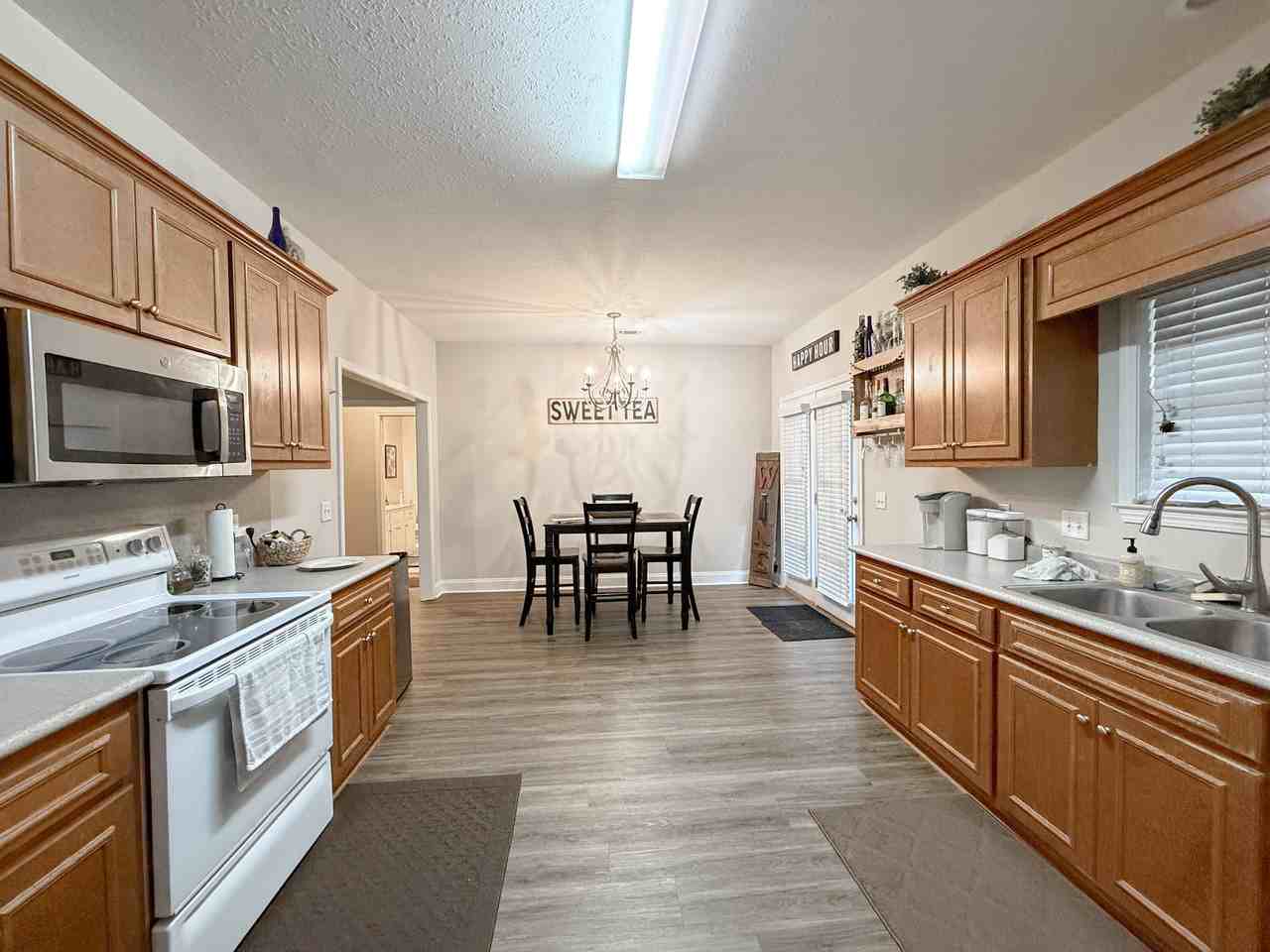 1080 Picket Fence Dr #1 - Photo 3 of 11