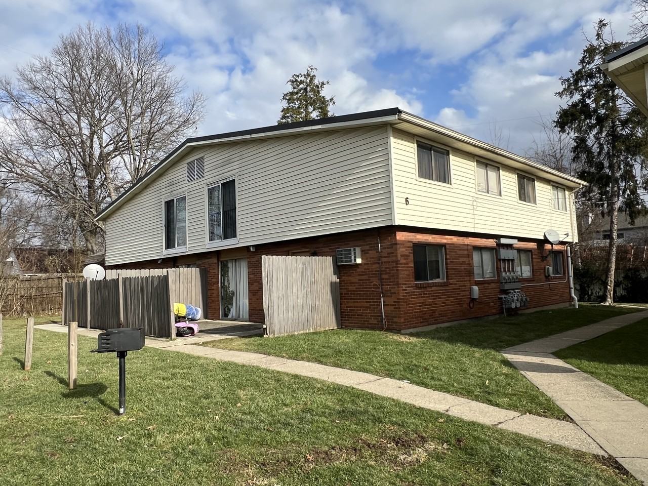 6 Columbine Ct #3