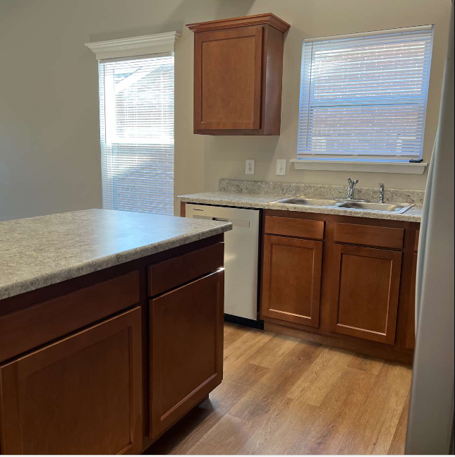 137 Sw 145th Rd #A - Photo 5 of 16