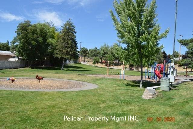 210 Mckinley St #1 - Photo 4 of 13