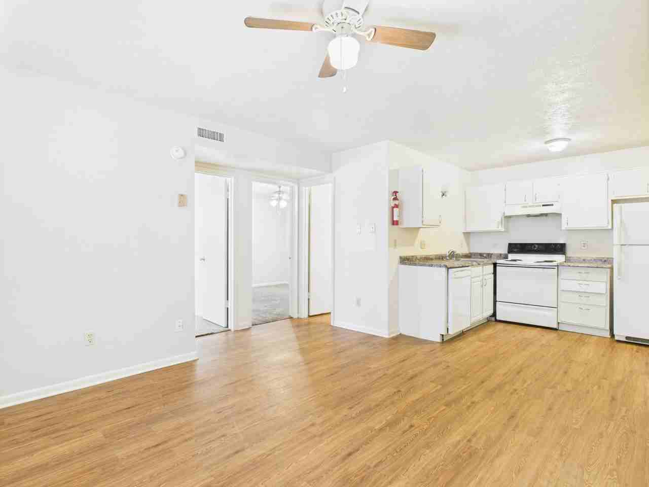 403 Boyett St #A - Photo 5 of 22