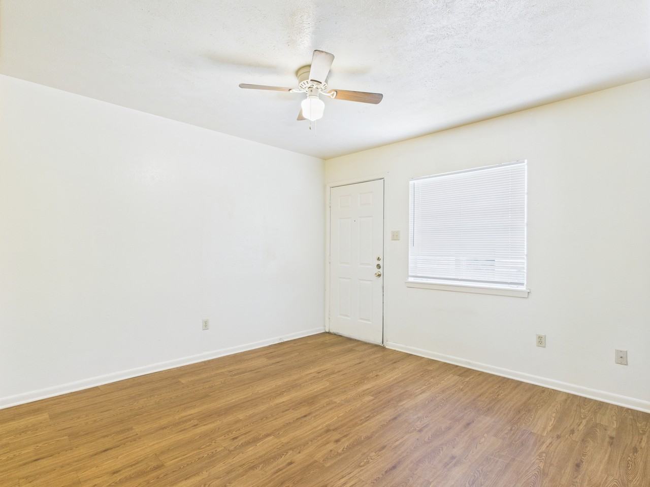 403 Boyett St #A - Photo 7 of 22