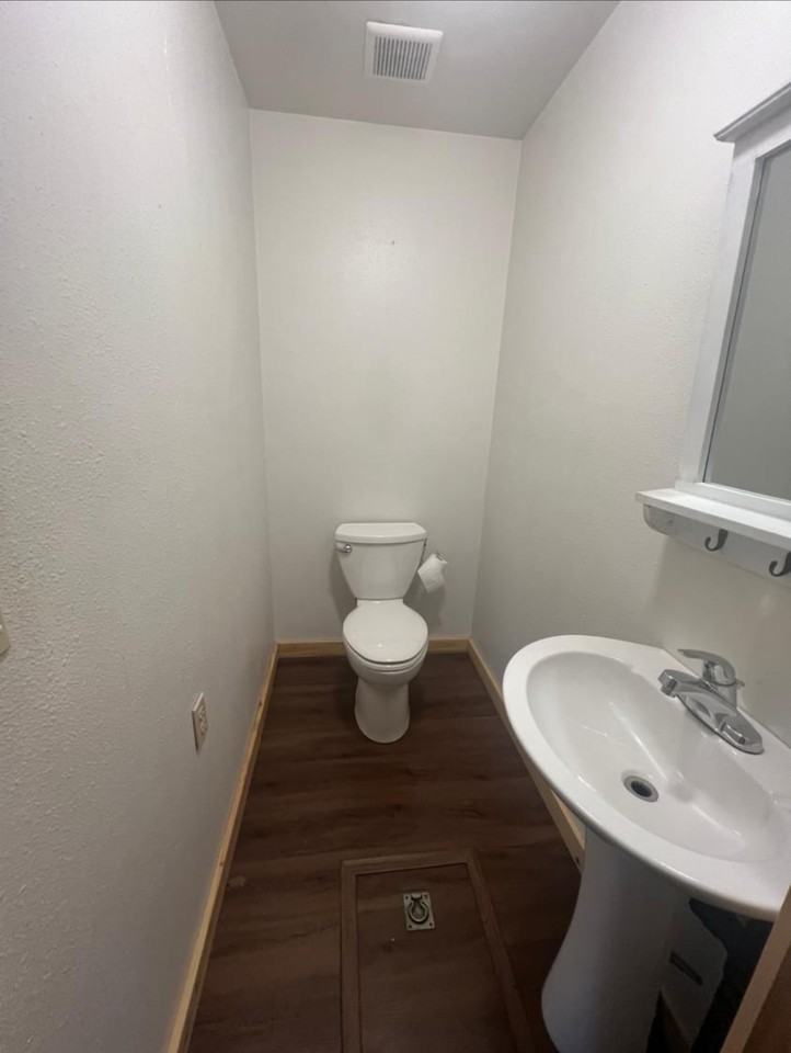 2507 Cedar St #1 - Photo 6 of 11
